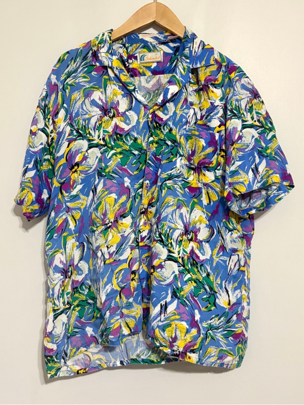 Vintage Islander Blue Floral Watercolor Short-Sleeve Button-Down Shirt Large